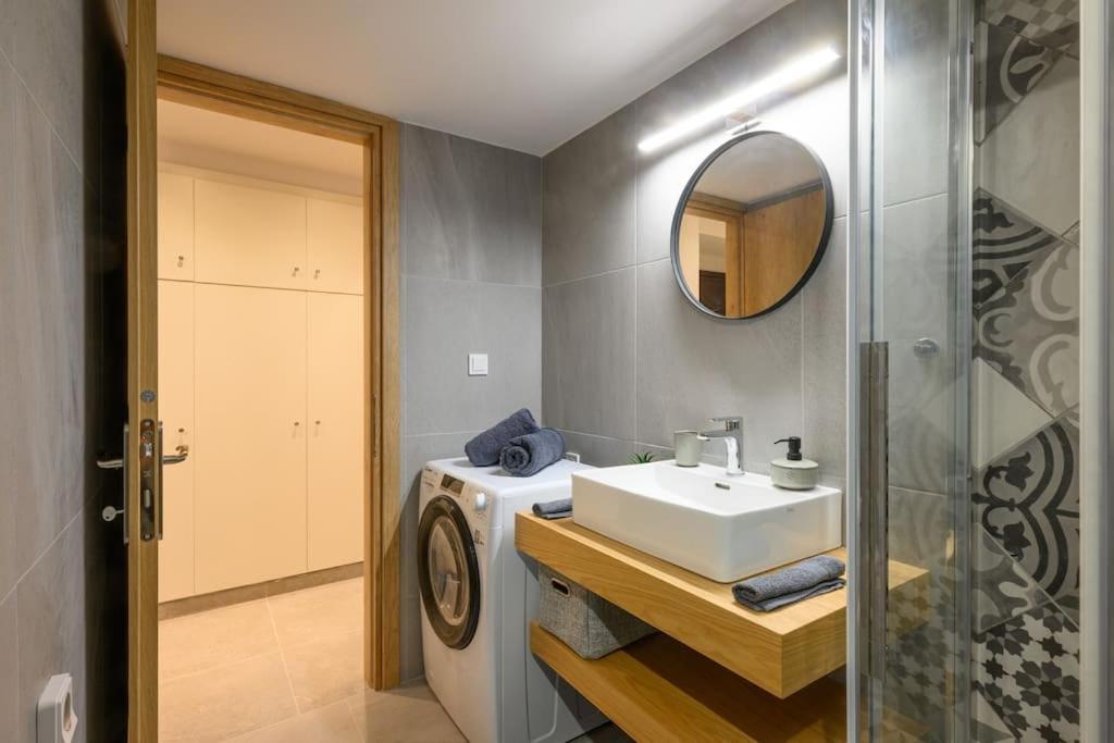 Diamond'S Place Athene Buitenkant foto